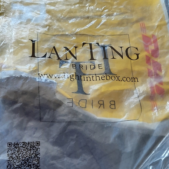 Mother-of-the-Bride Pant Suit - Picture 4 of 6